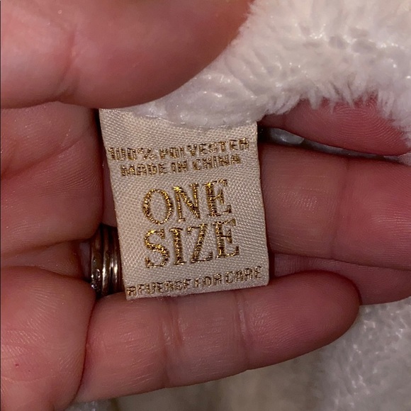 ⭐️ Adrienne Vittadini Robe ⭐️ - Picture 9 of 9